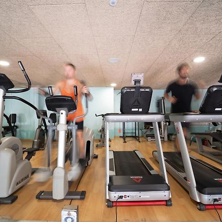 Hotel & Apartaments Thalassa Sport & Spa 罗萨斯 外观 照片