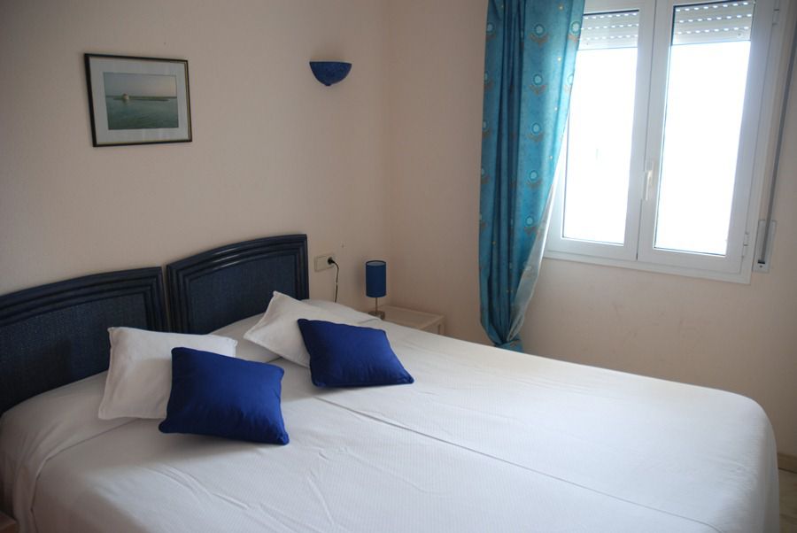 Hotel & Apartaments Thalassa Sport & Spa 罗萨斯 外观 照片