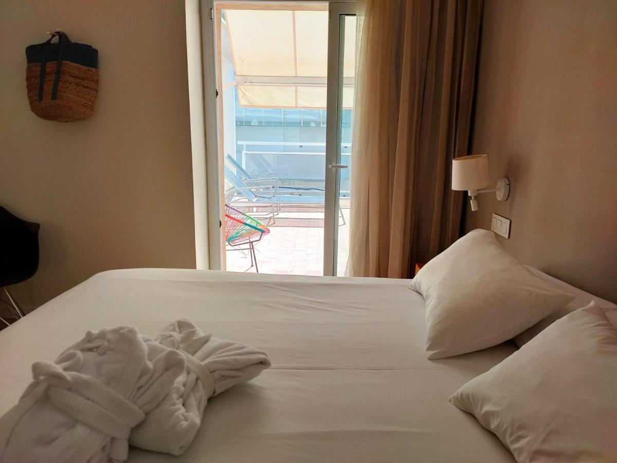 Hotel & Apartaments Thalassa Sport & Spa 罗萨斯 外观 照片