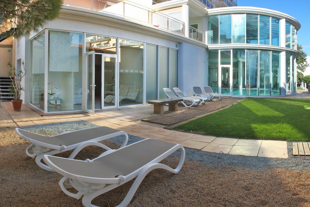 Hotel & Apartaments Thalassa Sport & Spa 罗萨斯 外观 照片