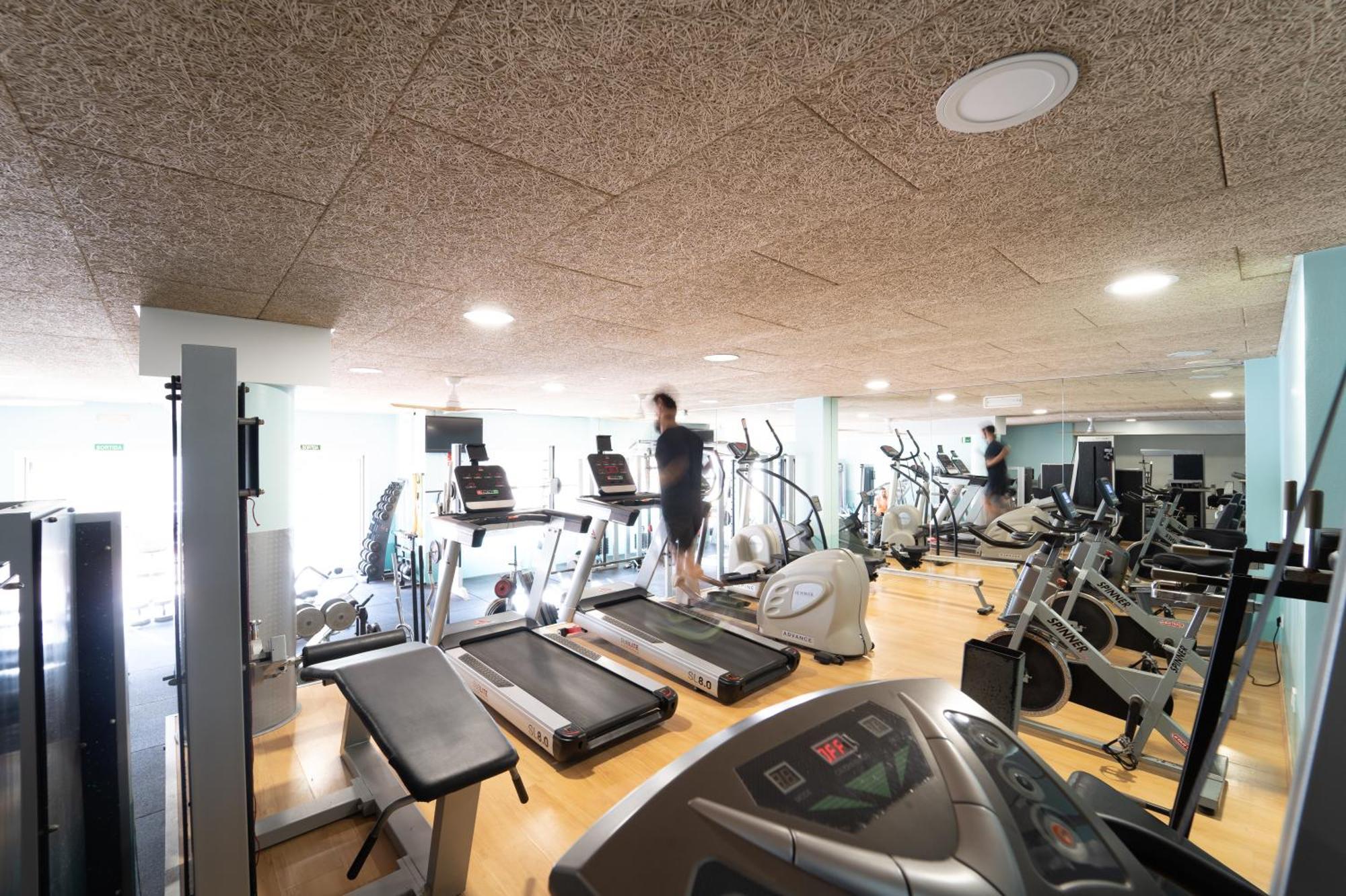 Hotel & Apartaments Thalassa Sport & Spa 罗萨斯 外观 照片