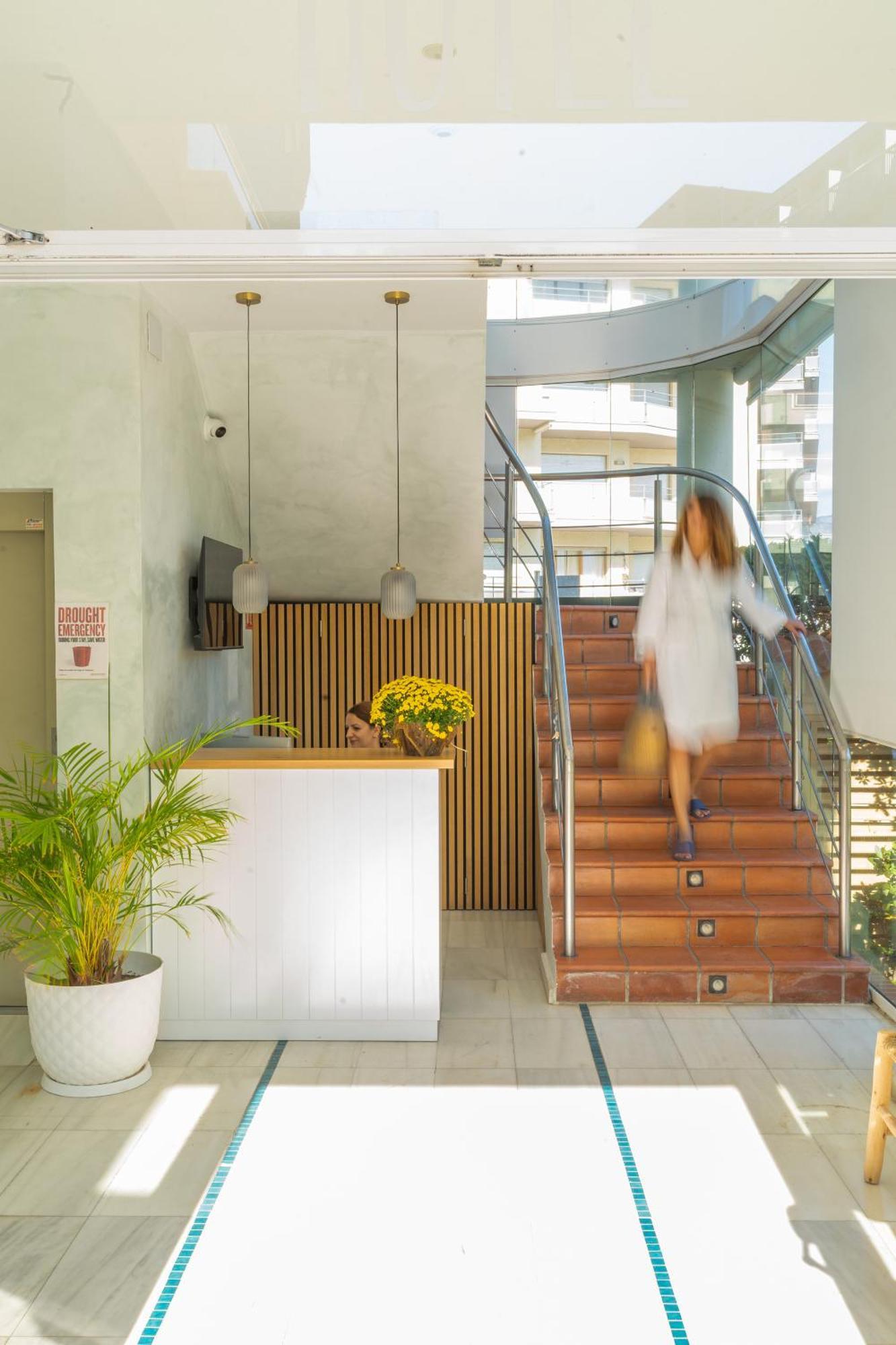 Hotel & Apartaments Thalassa Sport & Spa 罗萨斯 外观 照片