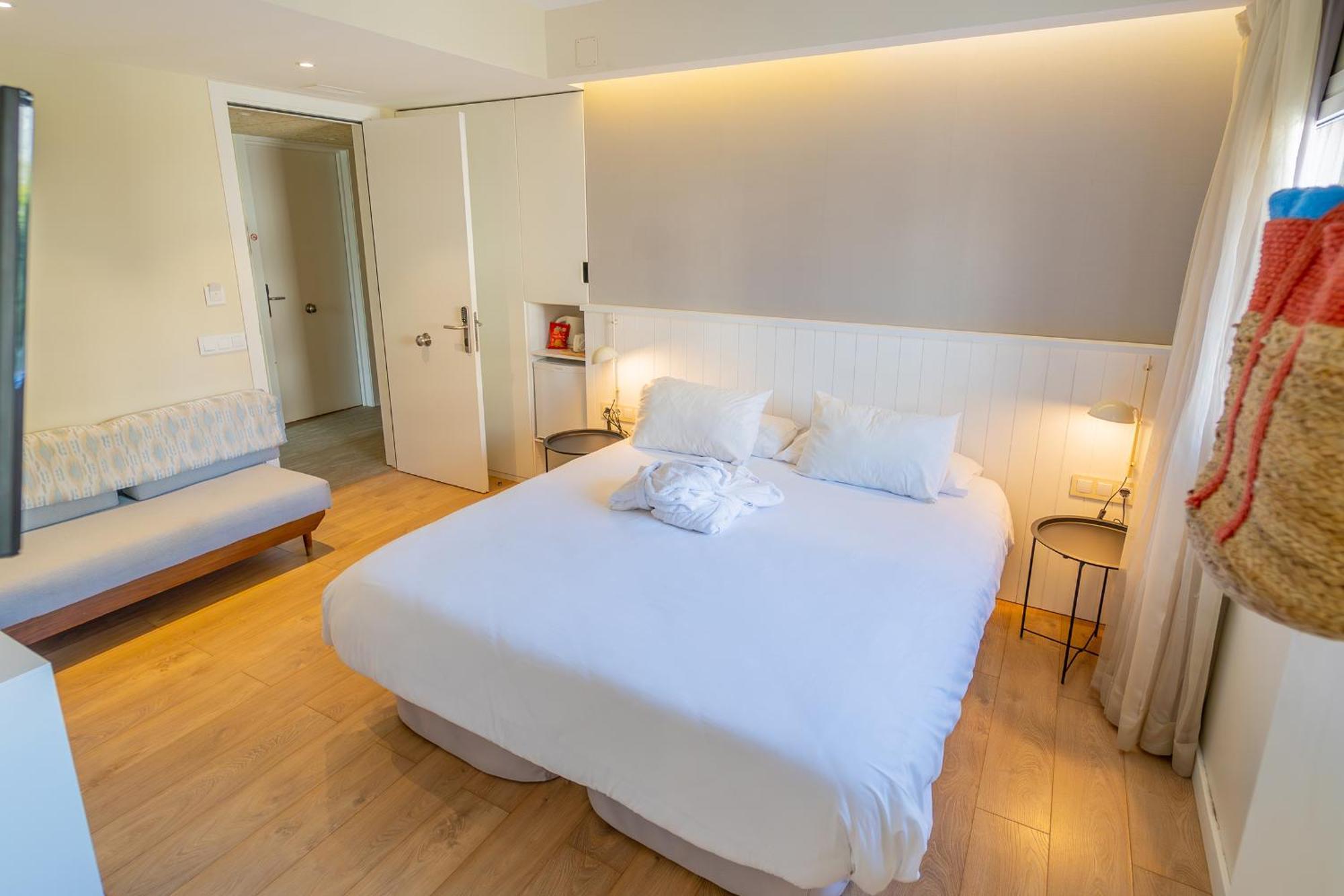 Hotel & Apartaments Thalassa Sport & Spa 罗萨斯 外观 照片