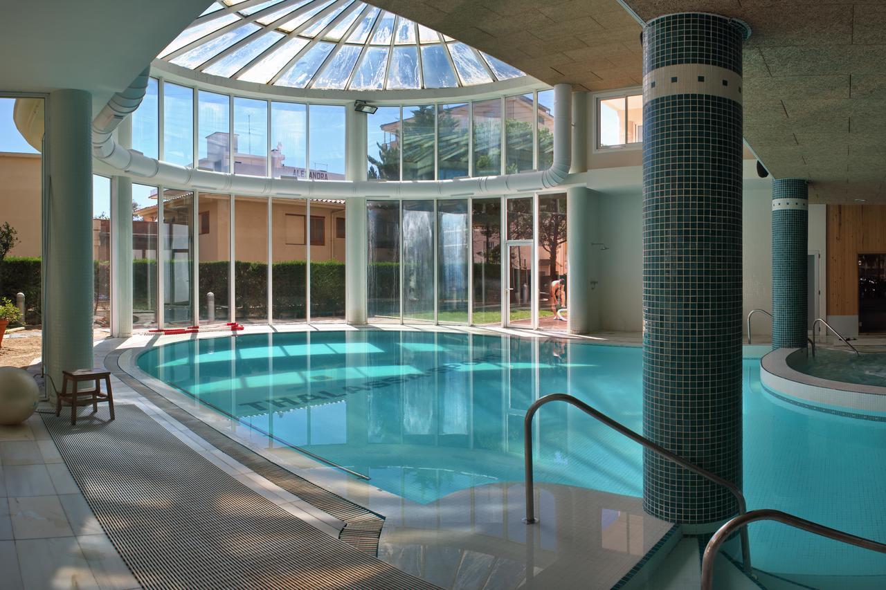 Hotel & Apartaments Thalassa Sport & Spa 罗萨斯 外观 照片